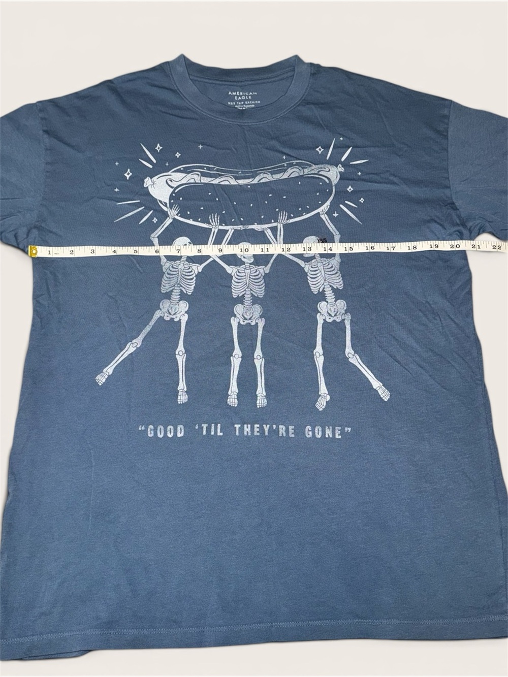 American Eagle Blue Crewneck Tee with Skeleton Hot Dog Graphic Size XS/S NWT - Picture 5 of 6